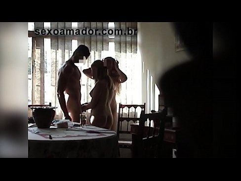 ❤️ Sex Frënn invitéieren e risege Mann an en Dräier mat him Sexvideo op lb.assistentai.ru ﹏