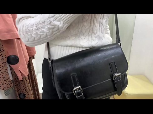 ❤️ Ëffentlech Masturbatioun vu jonke Bitch FeralBerry mat engem Dildo am Fittingsraum Sexvideo op lb.assistentai.ru ﹏